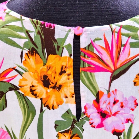 INC International Concepts White Floral Sleeveless Blouse - Picture 5 of 9